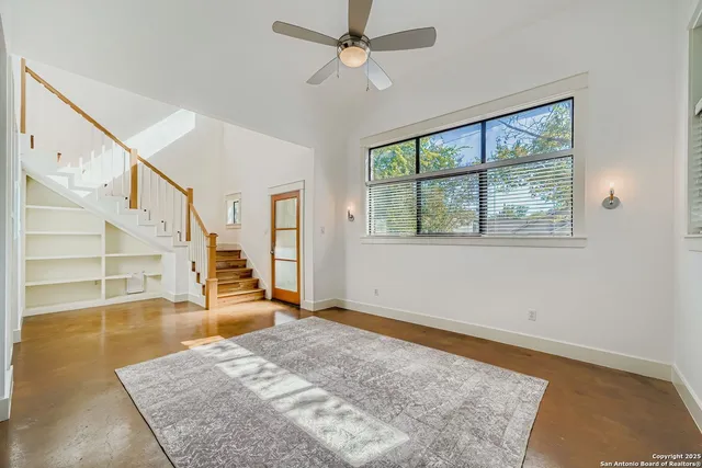 a view of an entryway