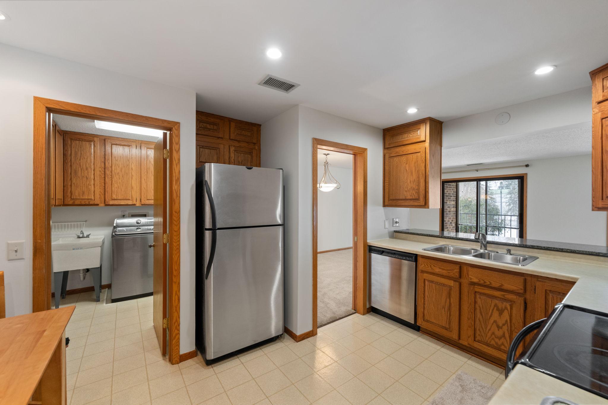 7200 Cahill Road, Unit 100 Edina, MN 55439 - Photo 10 of 27