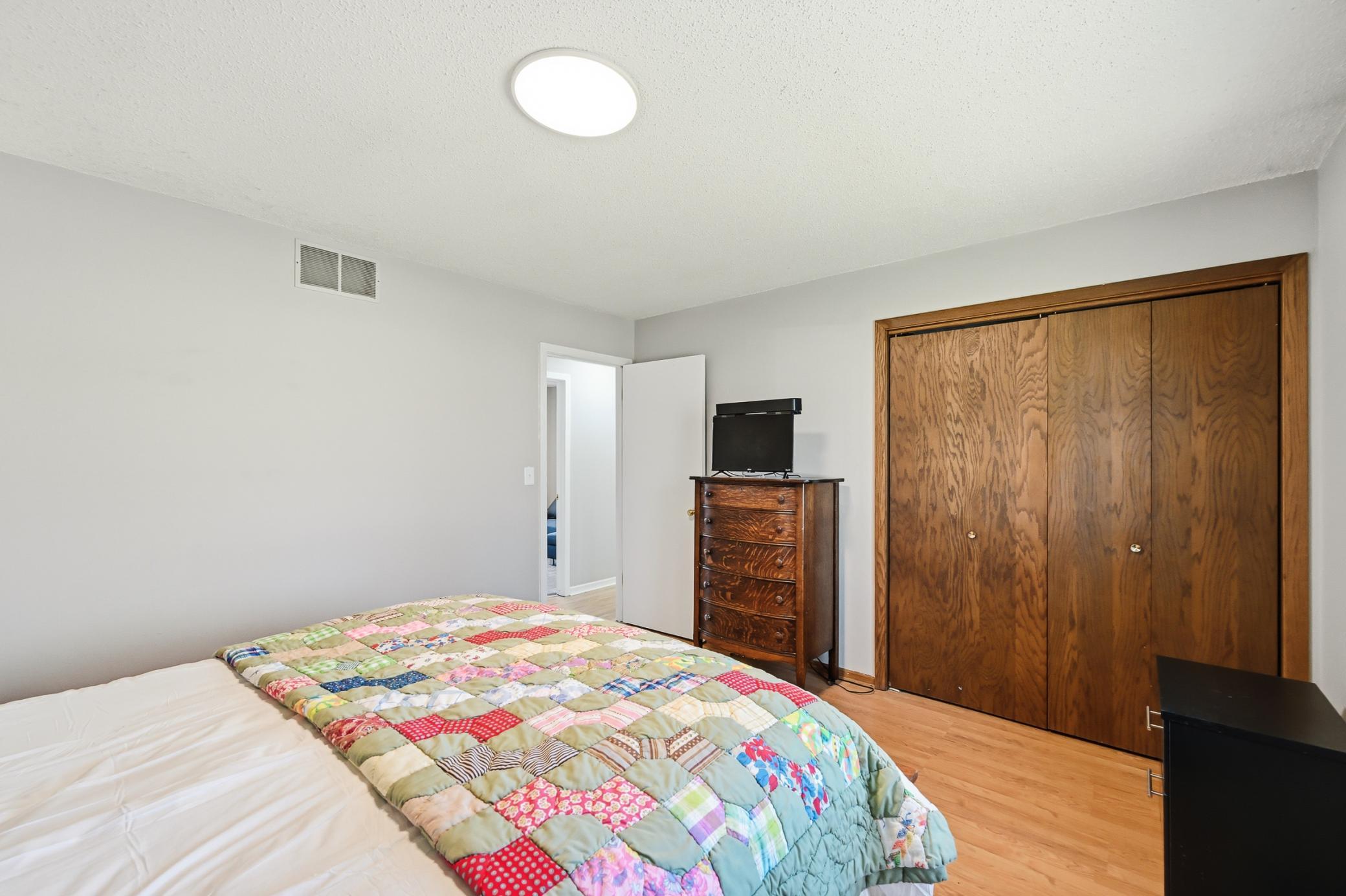 900 22nd Street Southeast Rochester, MN 55904 - Photo 13 of 48