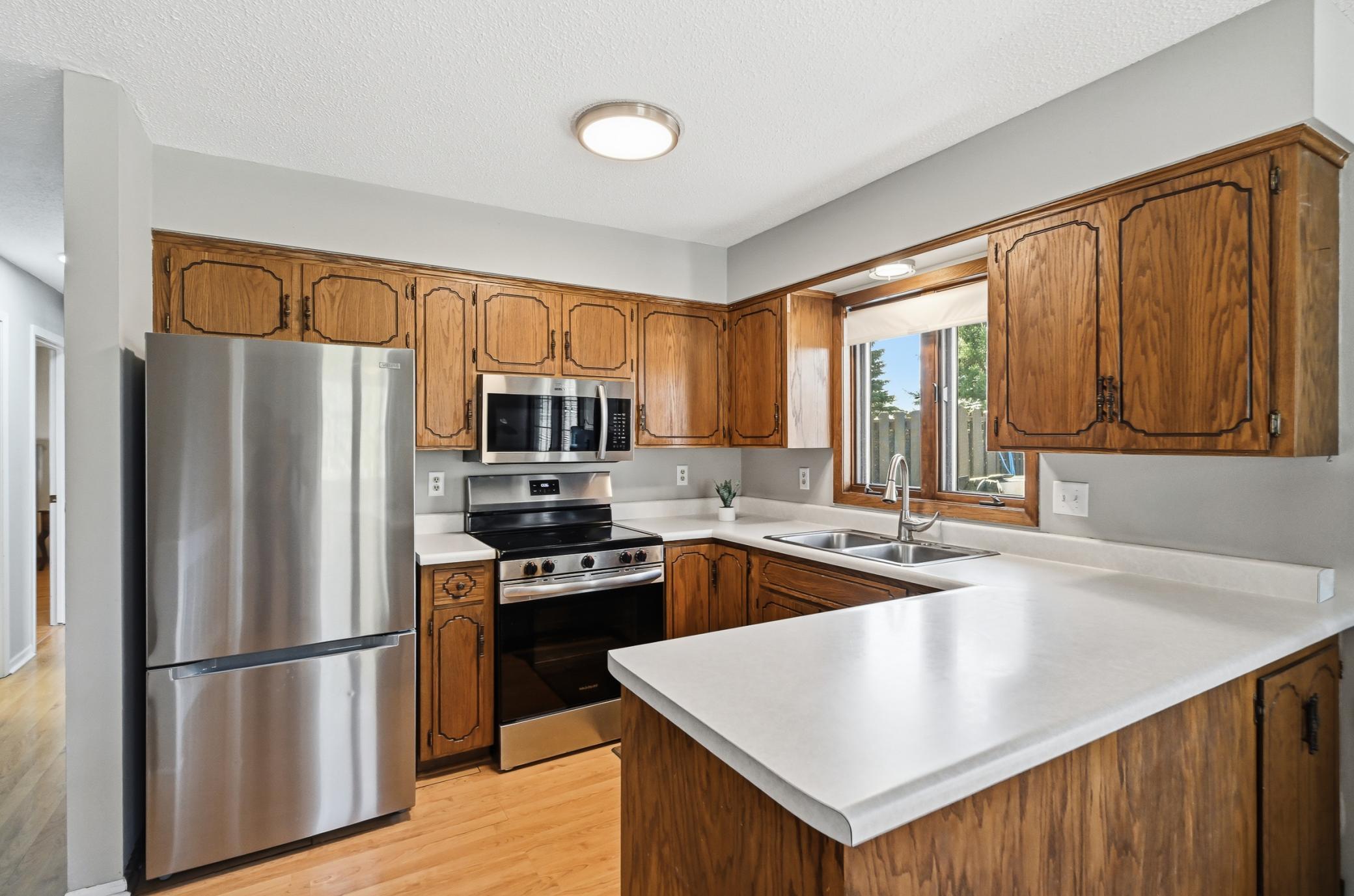 900 22nd Street Southeast Rochester, MN 55904 - Photo 7 of 48