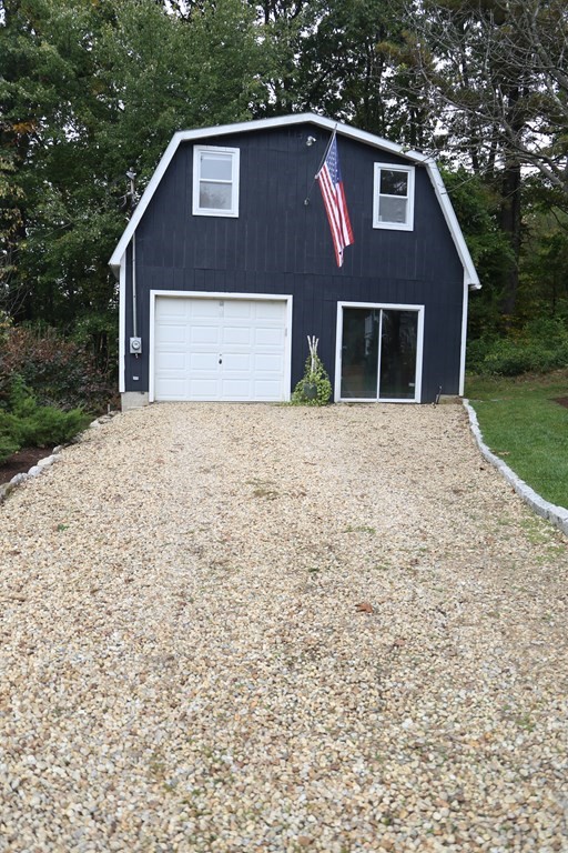 475 Taylor Road Stow, MA 01775 - Photo 2 of 33
