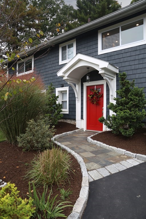 475 Taylor Road Stow, MA 01775 - Photo 3 of 33