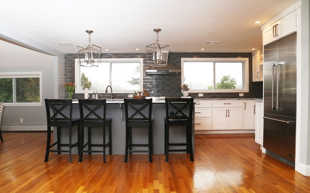 475 Taylor Road Stow, MA 01775 - Photo 8 of 33