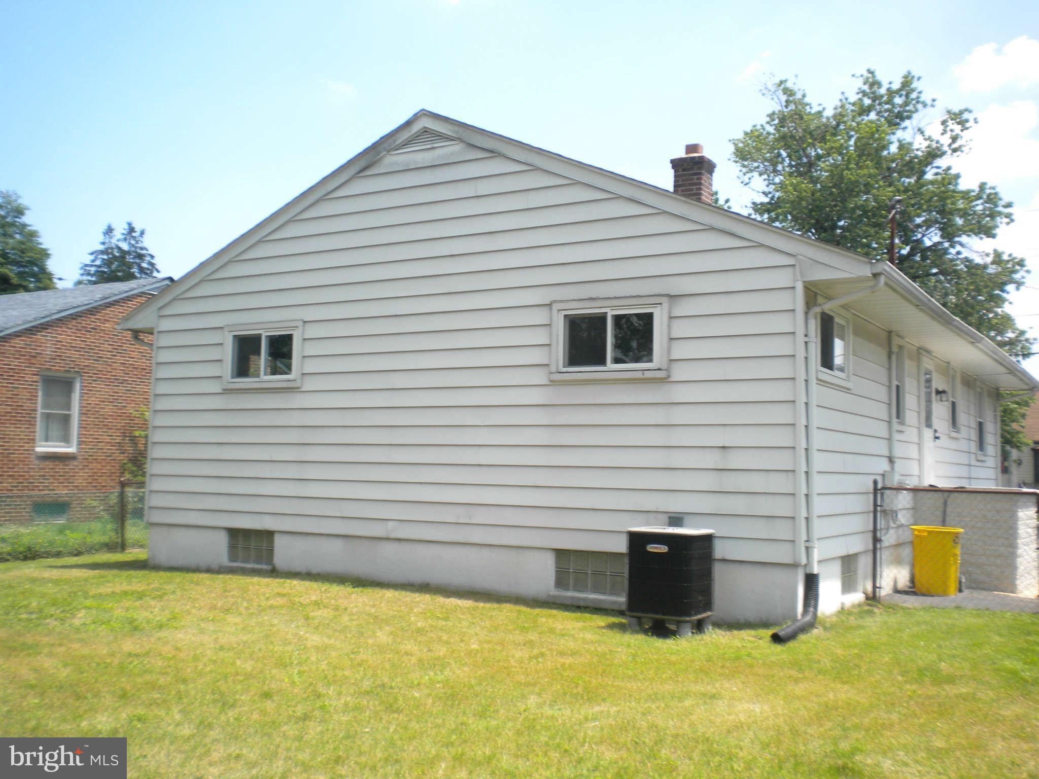 174 Kenwood Road Pasadena, MD 21122 - Photo 5 of 21 Exterior Rear