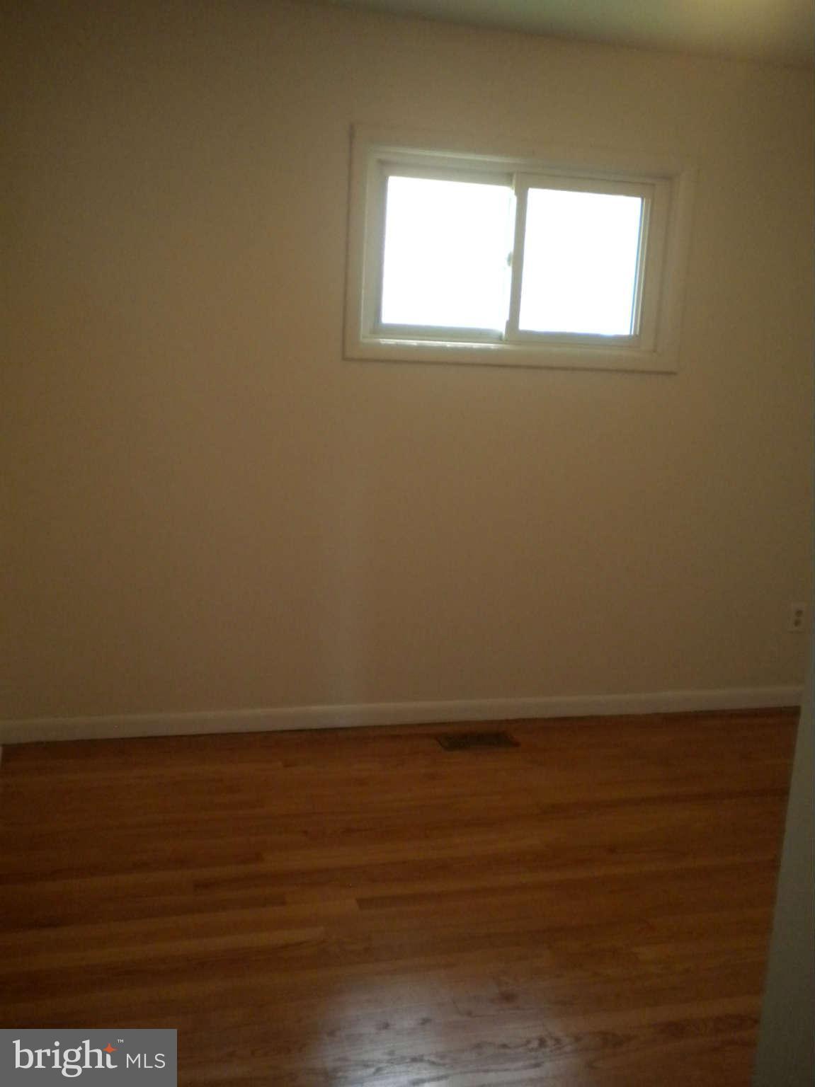 174 Kenwood Road Pasadena, MD 21122 - Photo 10 of 21 Bedroom Master