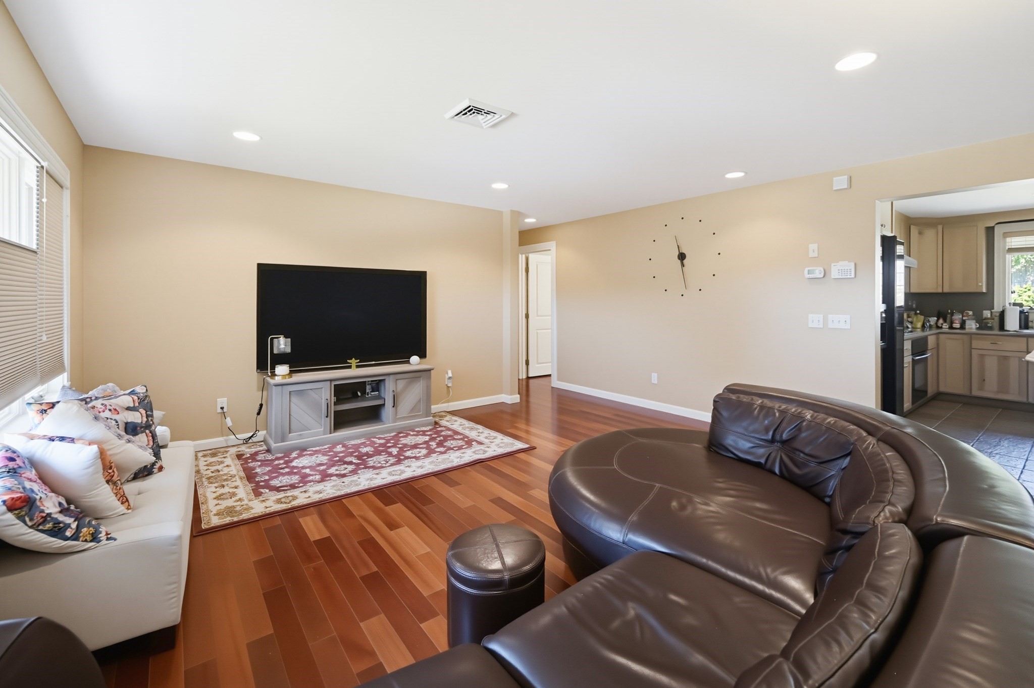 29 Sayles Hill Road Lincoln, RI 02838 - Photo 18 of 35 Gallery Image 18