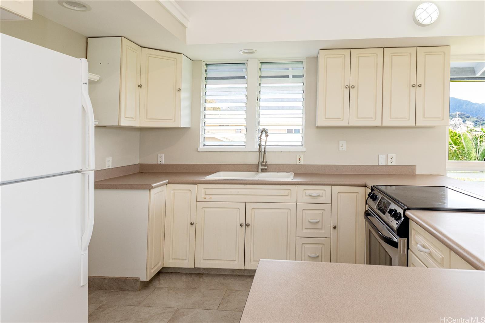 46-245 Lilipuna Road Kaneohe, HI 96744 - Photo 17 of 20