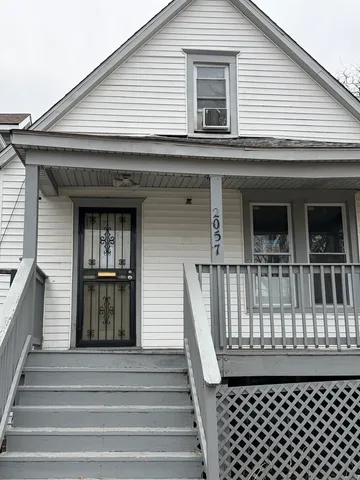 $110,000 | 2057 West 70th Place, Chicago, IL 60636