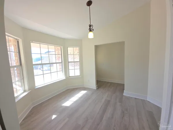 $279,995 | 272 South 61st Avenue, Pensacola, FL 32506