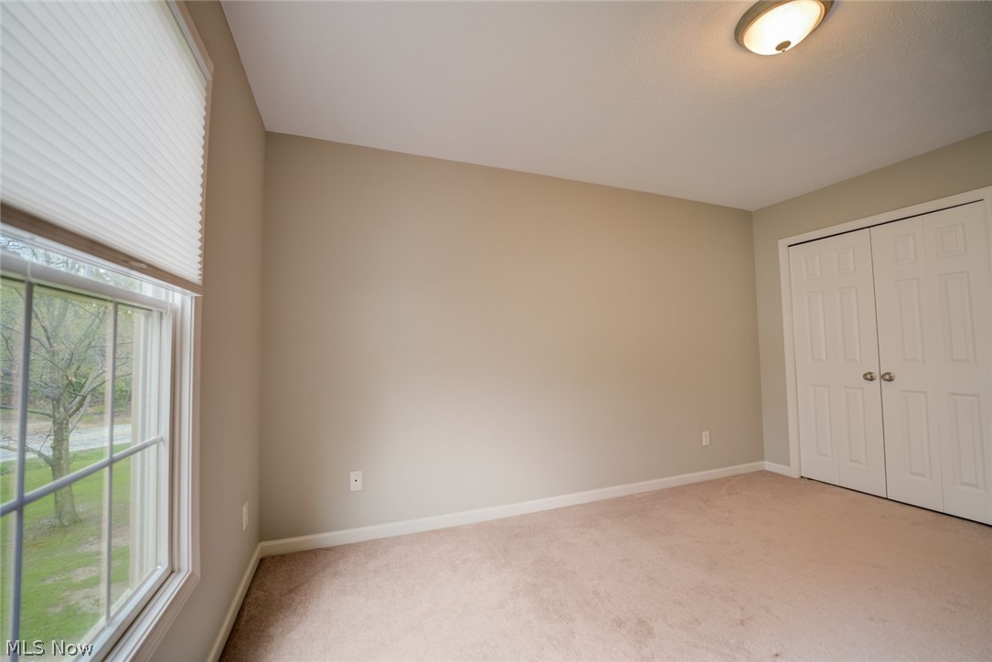 18205 Hunt Road Strongsville, OH 44136 - Photo 33 of 35