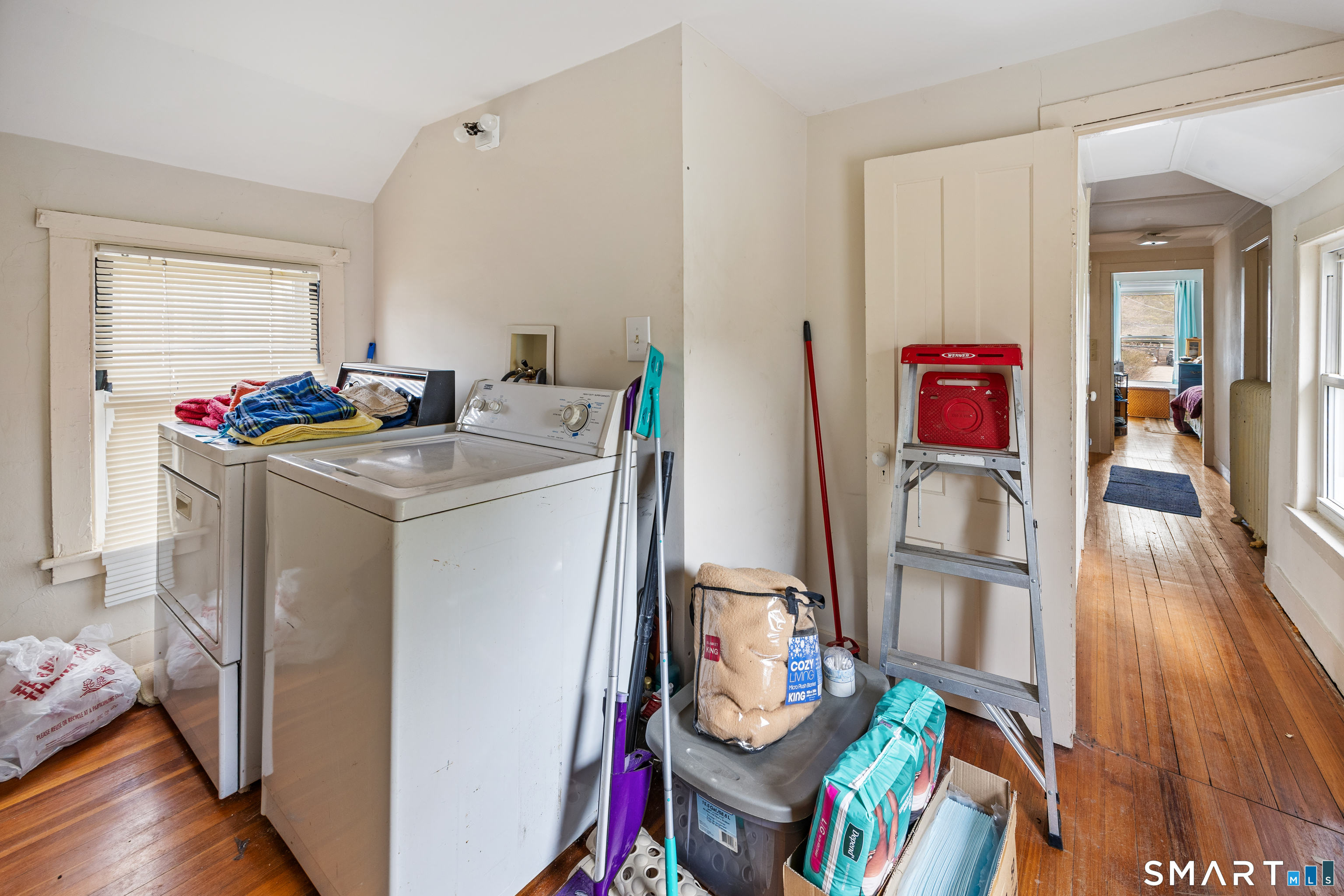 439 Prospect Street Torrington, CT 06790 - Photo 14 of 28