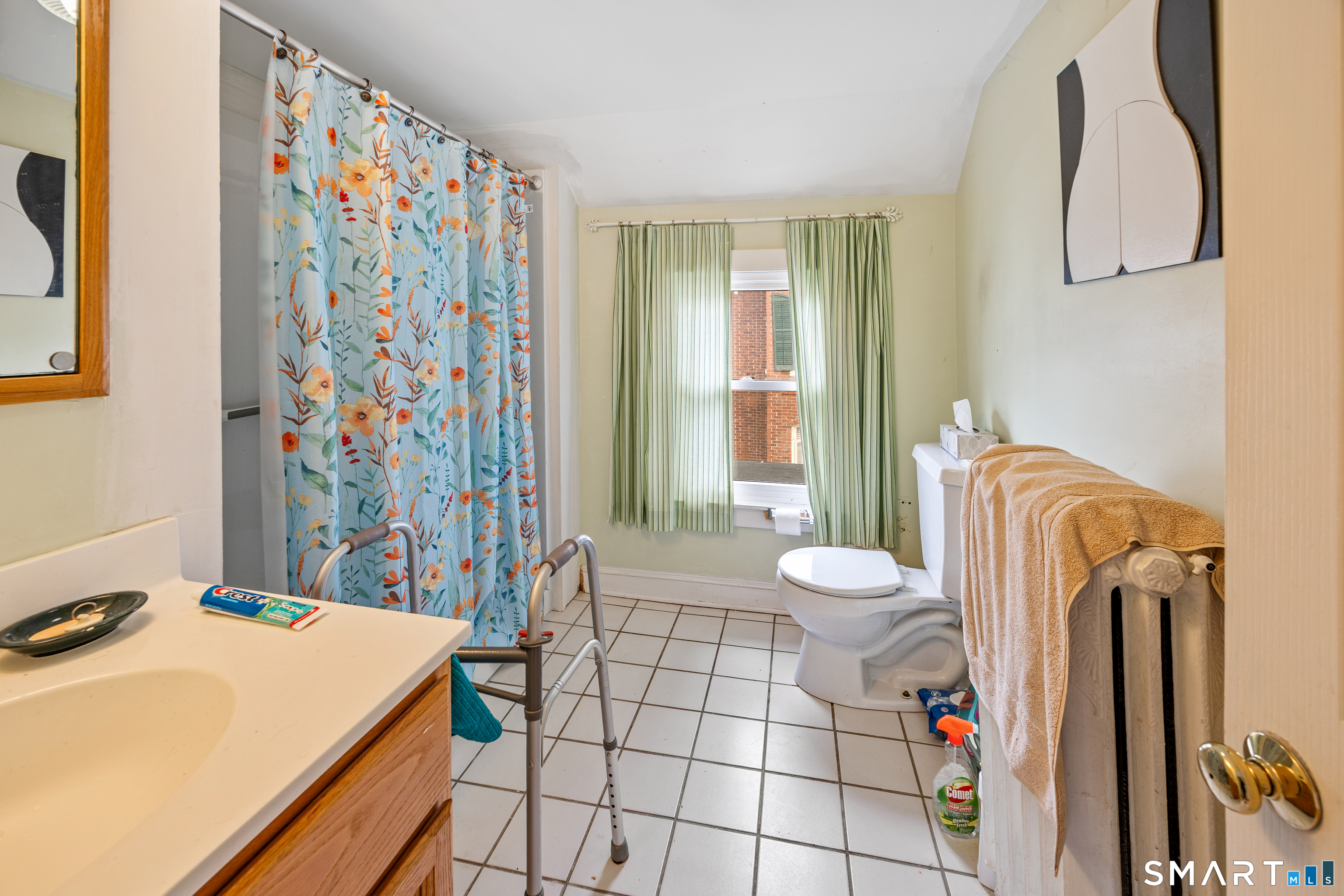 439 Prospect Street Torrington, CT 06790 - Photo 10 of 28