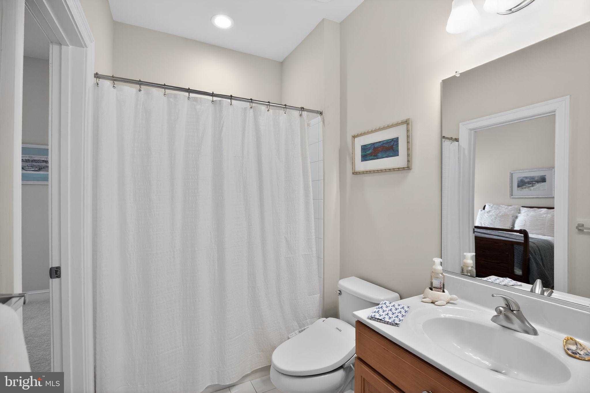 1331 Schooner Loop, Unit 1331 Solomons, MD 20688 - Photo 30 of 53 Second full bathroom