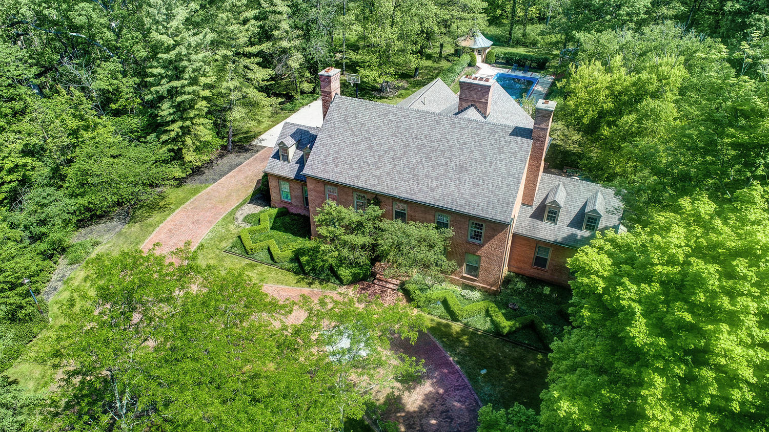 2496 Signal Hill Road Springfield, OH 45504 - Photo 1 of 88