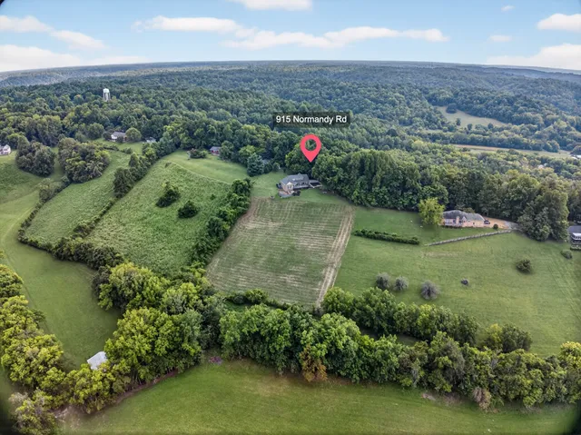 $680,000 | 915 Normandy Road, Normandy, TN 37360