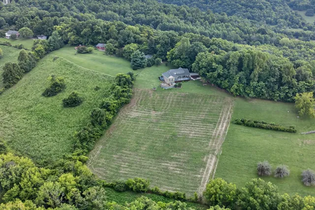 $680,000 | 915 Normandy Road, Normandy, TN 37360