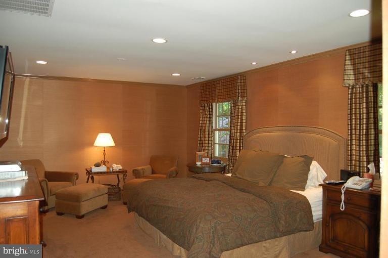 11917 Hunting Ridge Court Potomac, MD 20854 - Photo 7 of 17 Master Bedroom