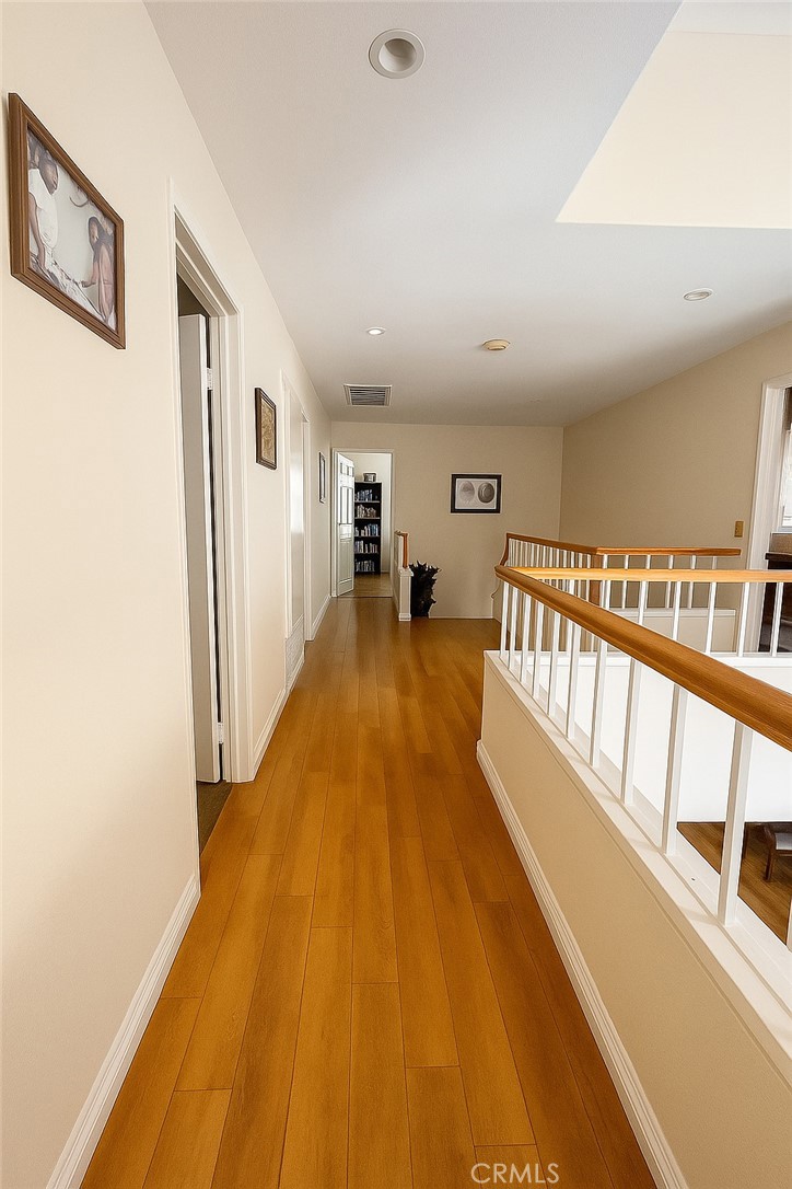 25463 Hardy Place Stevenson Ranch, CA 91381 - Photo 18 of 21 Hallway