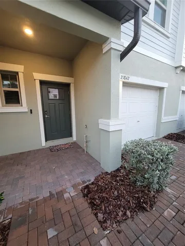 a view of a tennis court