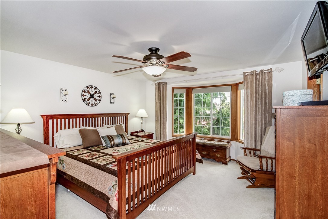 20907 33rd Avenue Southeast Bothell, WA 98021 - Photo 14 of 25
