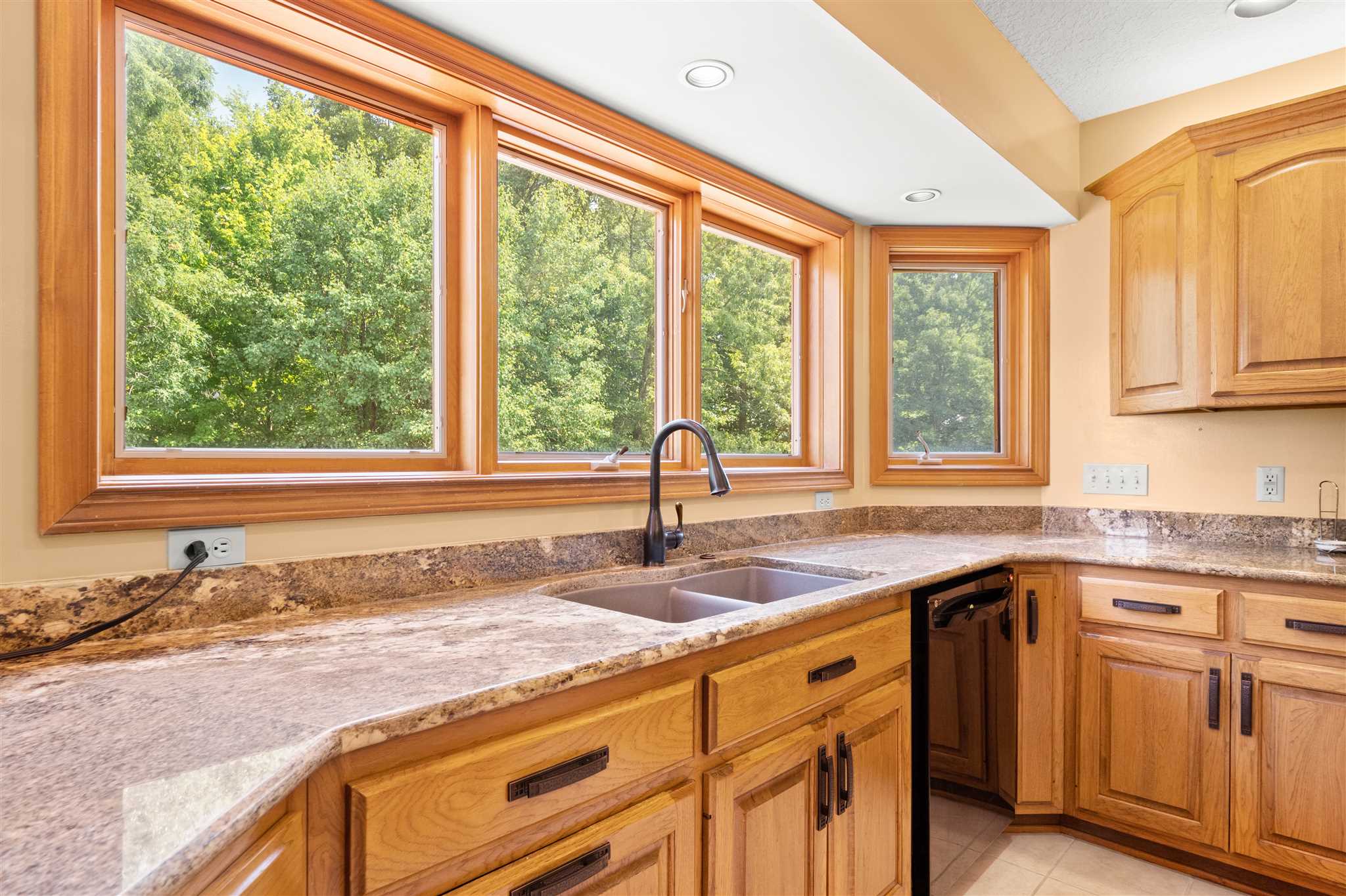 2335 Lake Ridge Drive Fort Wayne, IN 46804 - Photo 14 of 36 Gallery Image 14