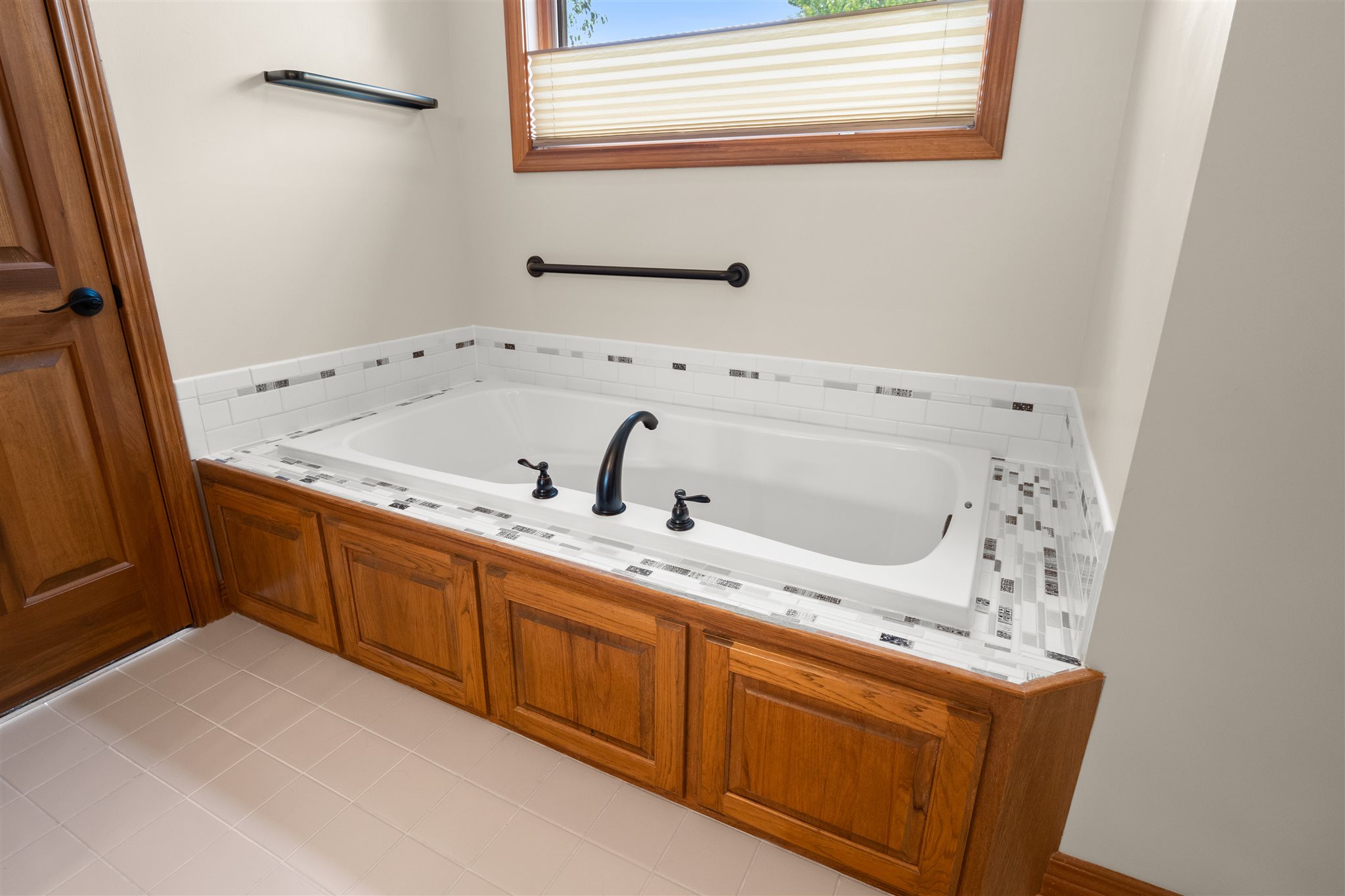 2335 Lake Ridge Drive Fort Wayne, IN 46804 - Photo 22 of 36 Gallery Image 22