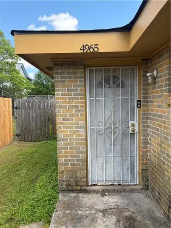 $1,350 | 4965 Camelia Street, New Orleans, LA 70126