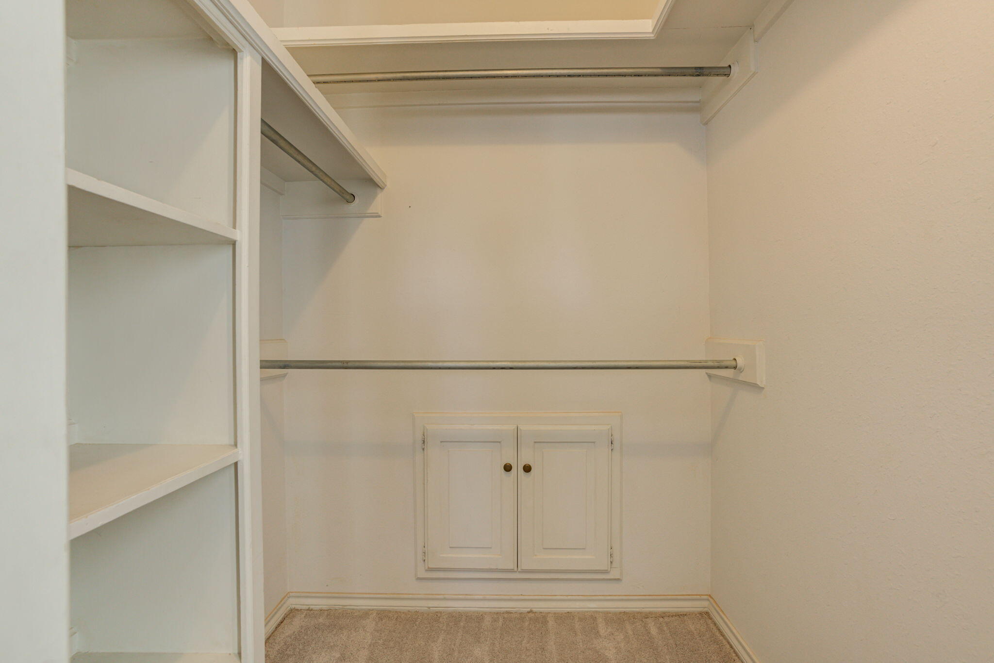 5107 1st Place Lubbock, TX 79416 - Photo 53 of 67 a view of door