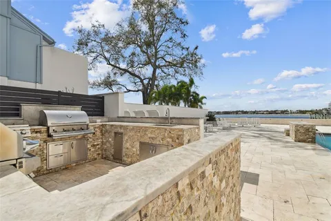 $649,000 | 2 Adalia Avenue, Unit 704, Tampa, FL 33606