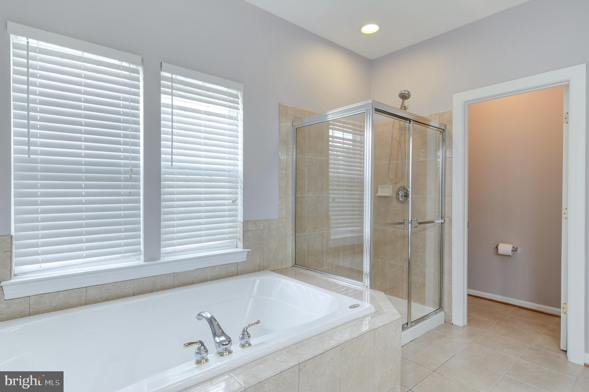 5127 Veronica Road Centreville, VA 20120 - Photo 15 of 50