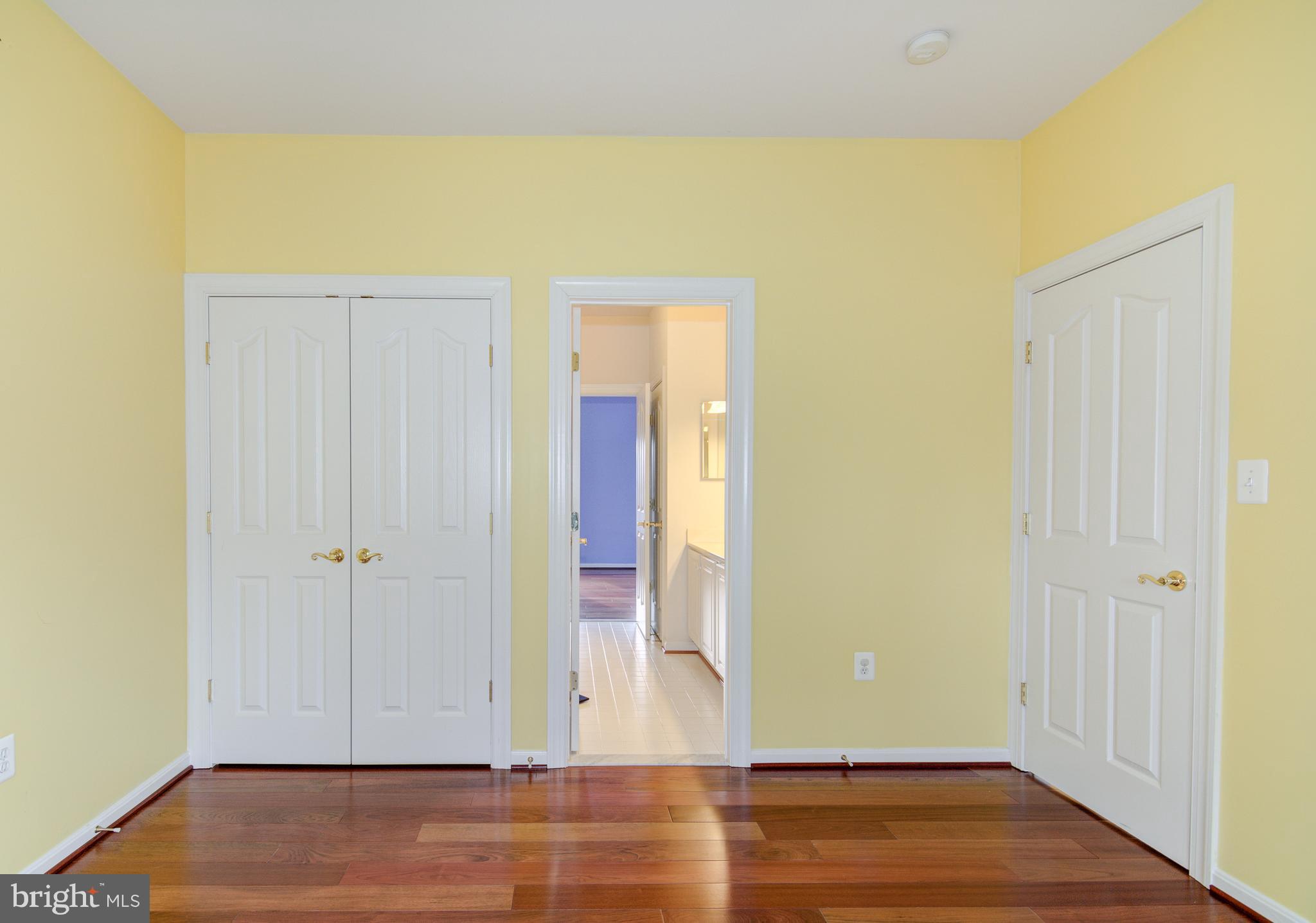 5127 Veronica Road Centreville, VA 20120 - Photo 23 of 50
