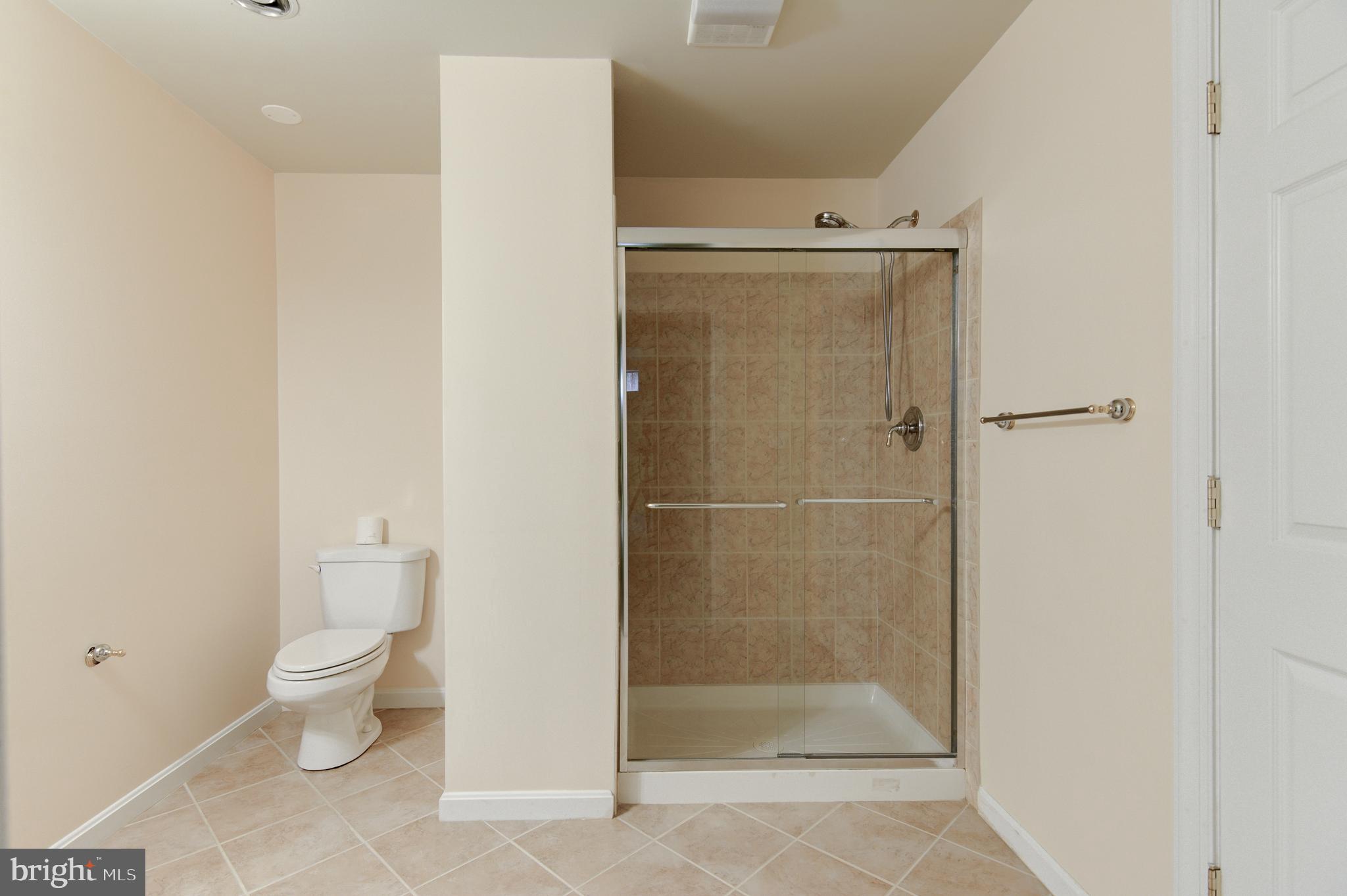 5127 Veronica Road Centreville, VA 20120 - Photo 33 of 50