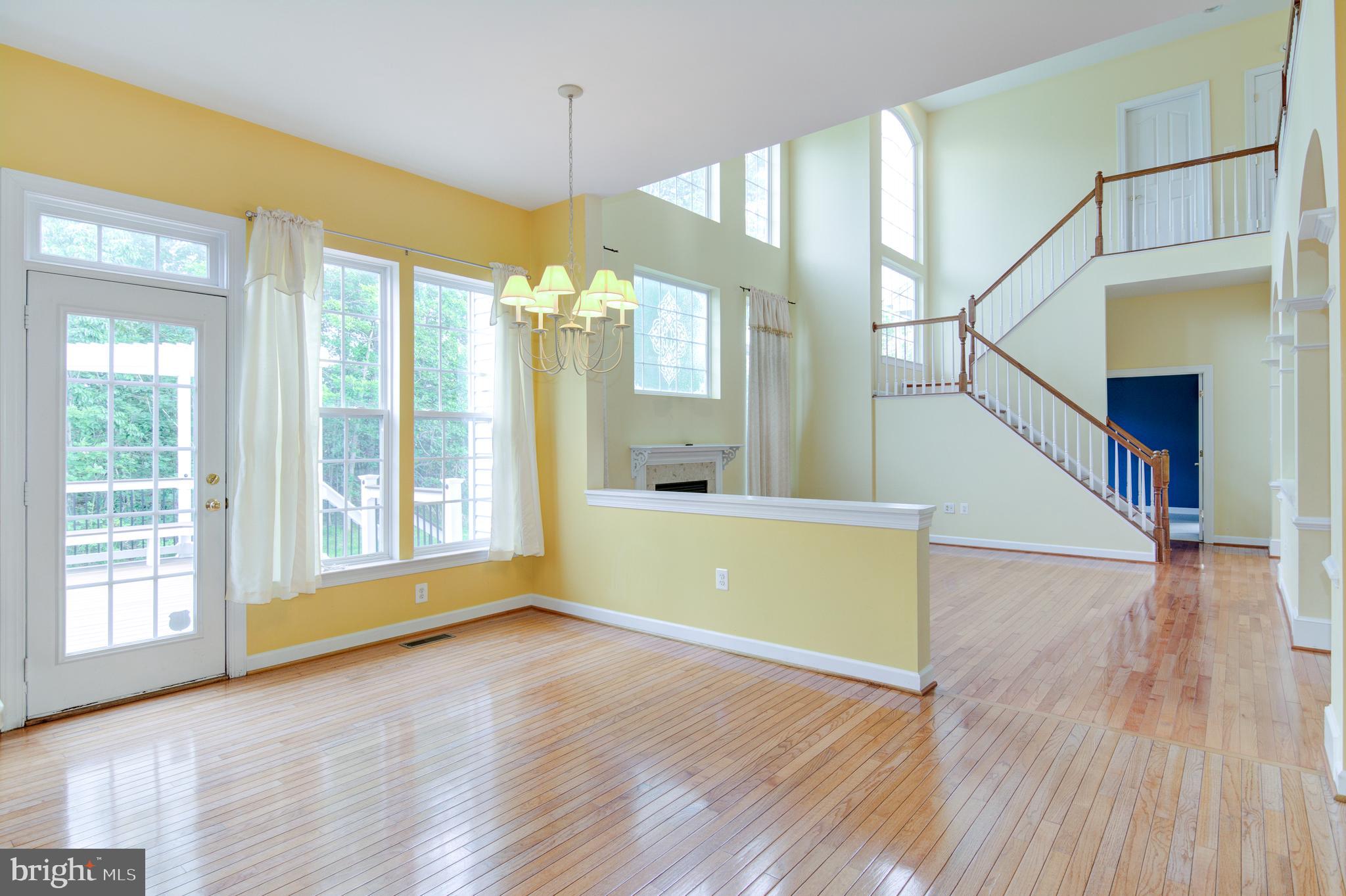 5127 Veronica Road Centreville, VA 20120 - Photo 6 of 50