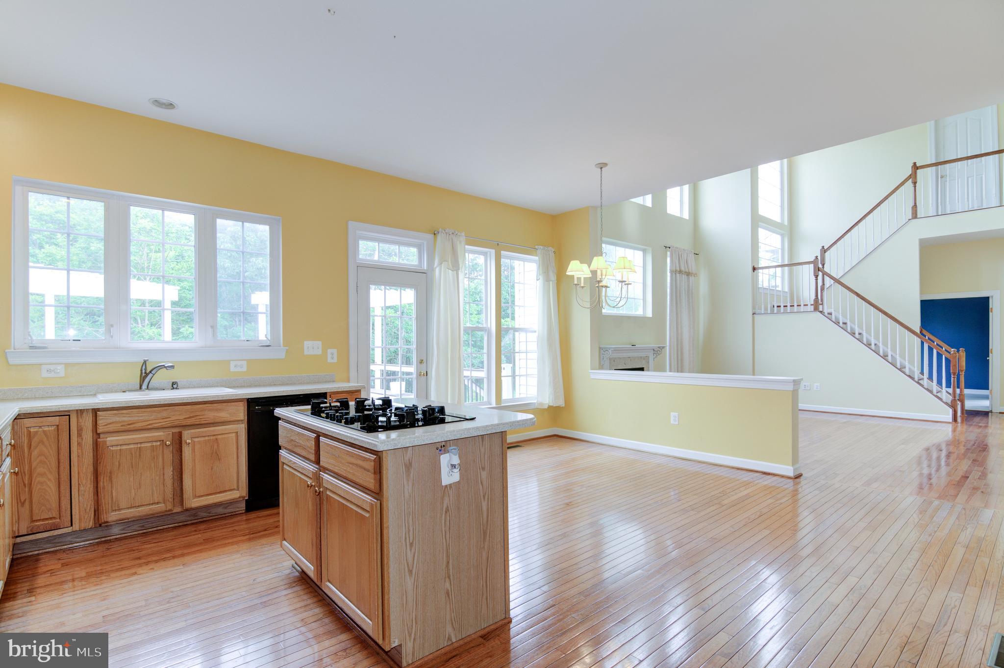 5127 Veronica Road Centreville, VA 20120 - Photo 9 of 50