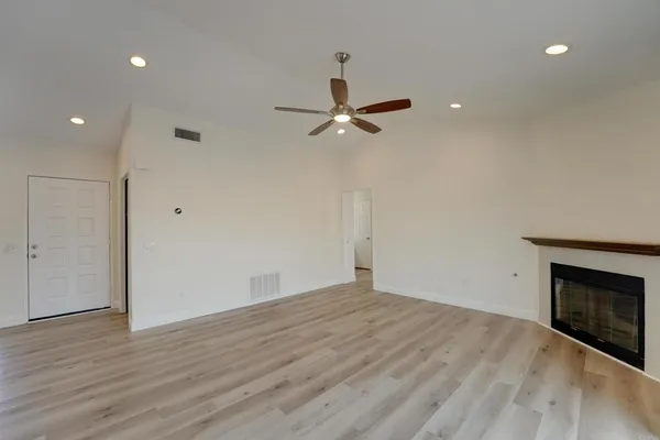 $585,000 | 1354 Palomar Place, Vista, CA 92084