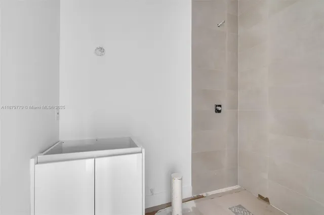 $2,149,900 | 5854 Southwest 61st Street, Miami, FL 33143