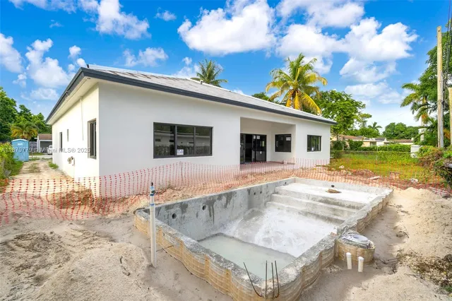 $2,149,900 | 5854 Southwest 61st Street, Miami, FL 33143