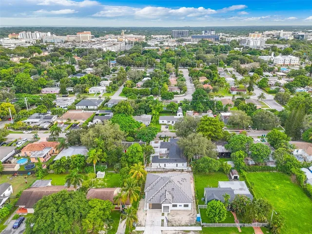 $2,149,900 | 5854 Southwest 61st Street, Miami, FL 33143