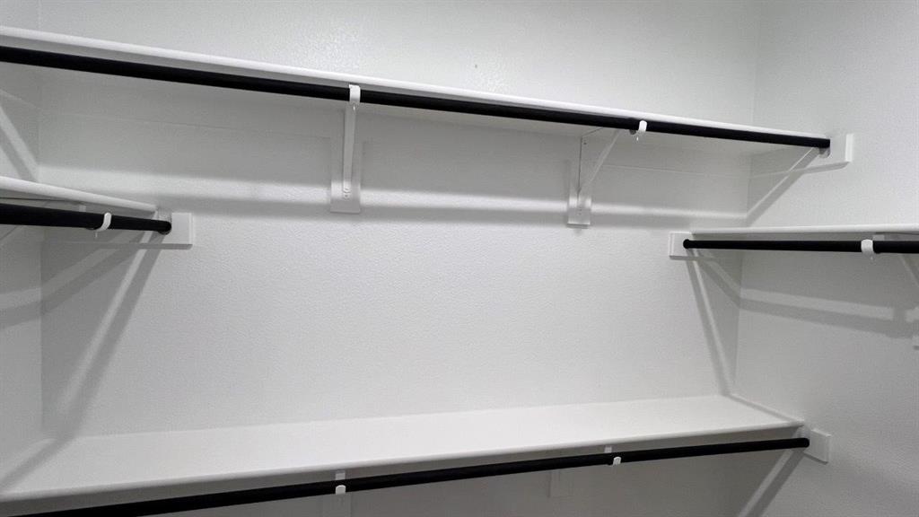 125 Medina Lane Rhome, TX 76078 - Photo 7 of 21 a close view of closet