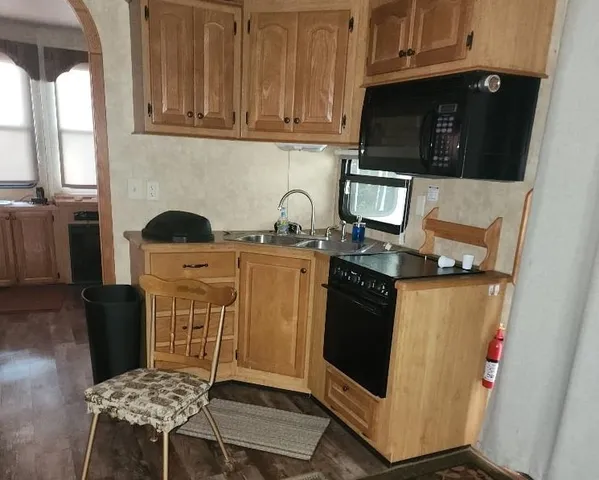 $99,900 | 996 Blackhawk Drive, Hancock, WI 54943