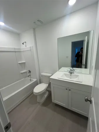 $1,900 | 401 Dragonfly Park, Unit 401, Hutto, TX 78634
