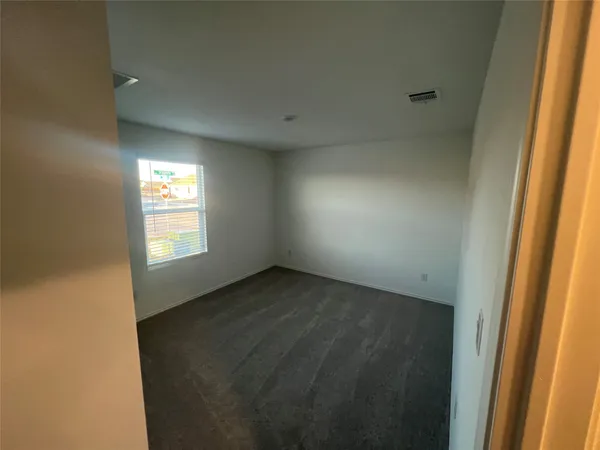 $1,900 | 401 Dragonfly Park, Unit 401, Hutto, TX 78634