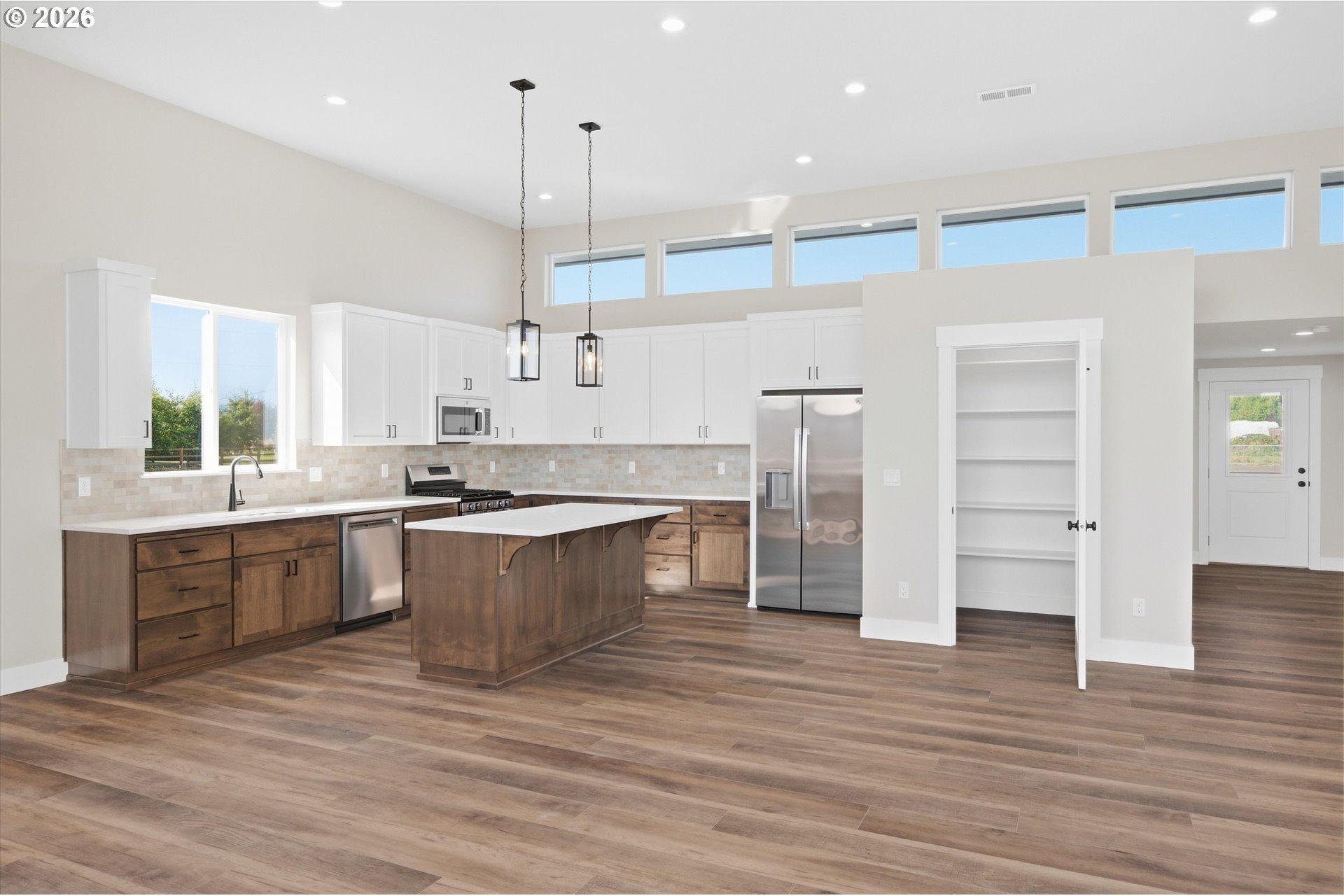 9015 Community Club Road Amity, OR 97101 - Photo 10 of 36 Gallery Image 10