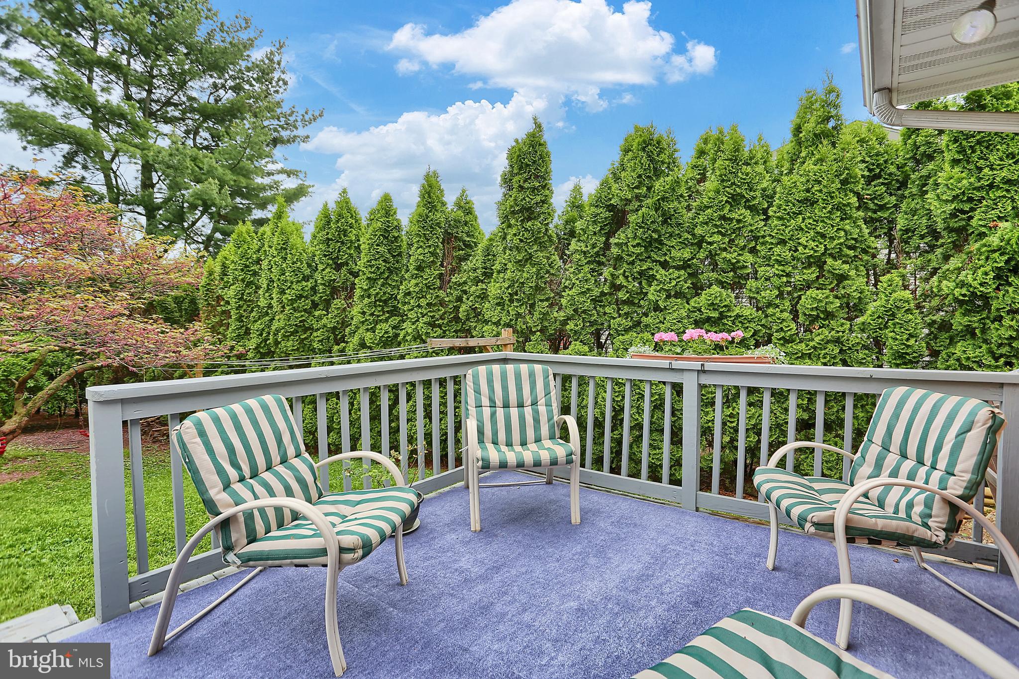 2345 Beacon Hill Road Lancaster, PA 17601 - Photo 15 of 18 Deck