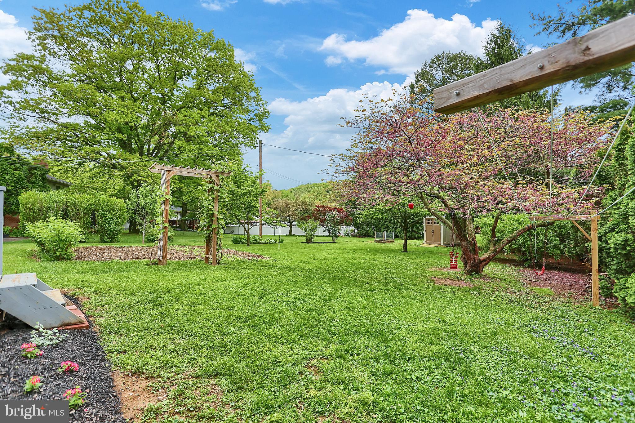 2345 Beacon Hill Road Lancaster, PA 17601 - Photo 16 of 18 Backyard