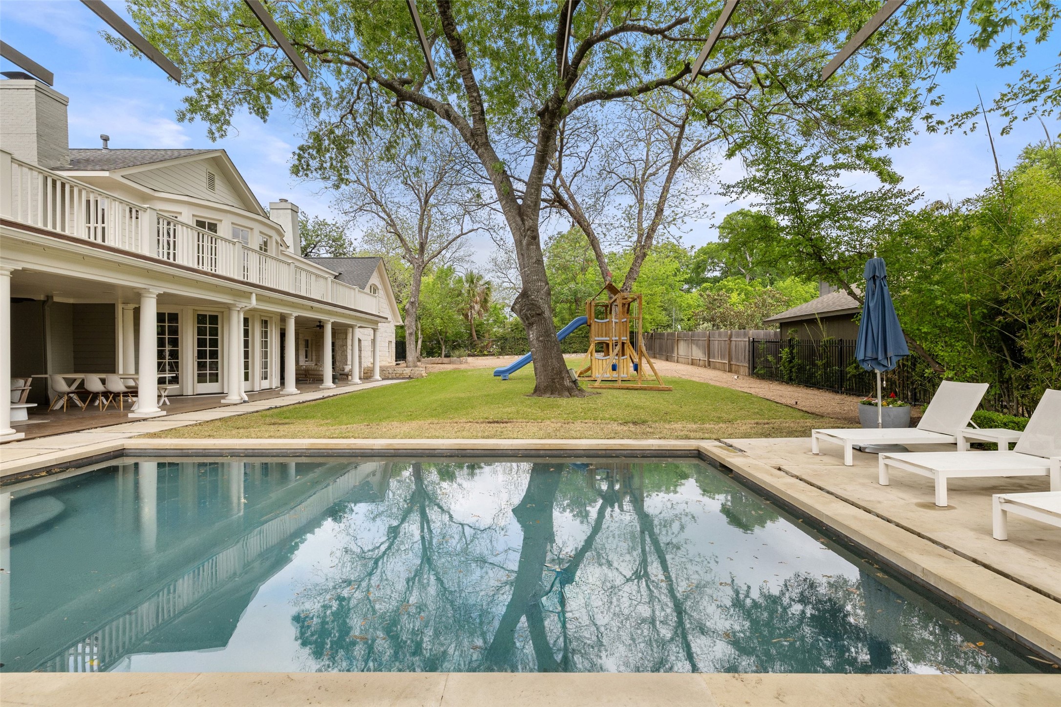 2308 Bridle Path Austin, TX 78703 - Photo 28 of 33