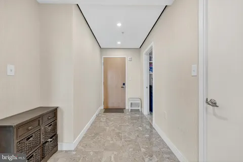 $1,195,000 | 6820 Wisconsin Avenue, Unit 4006, Bethesda, MD 20815