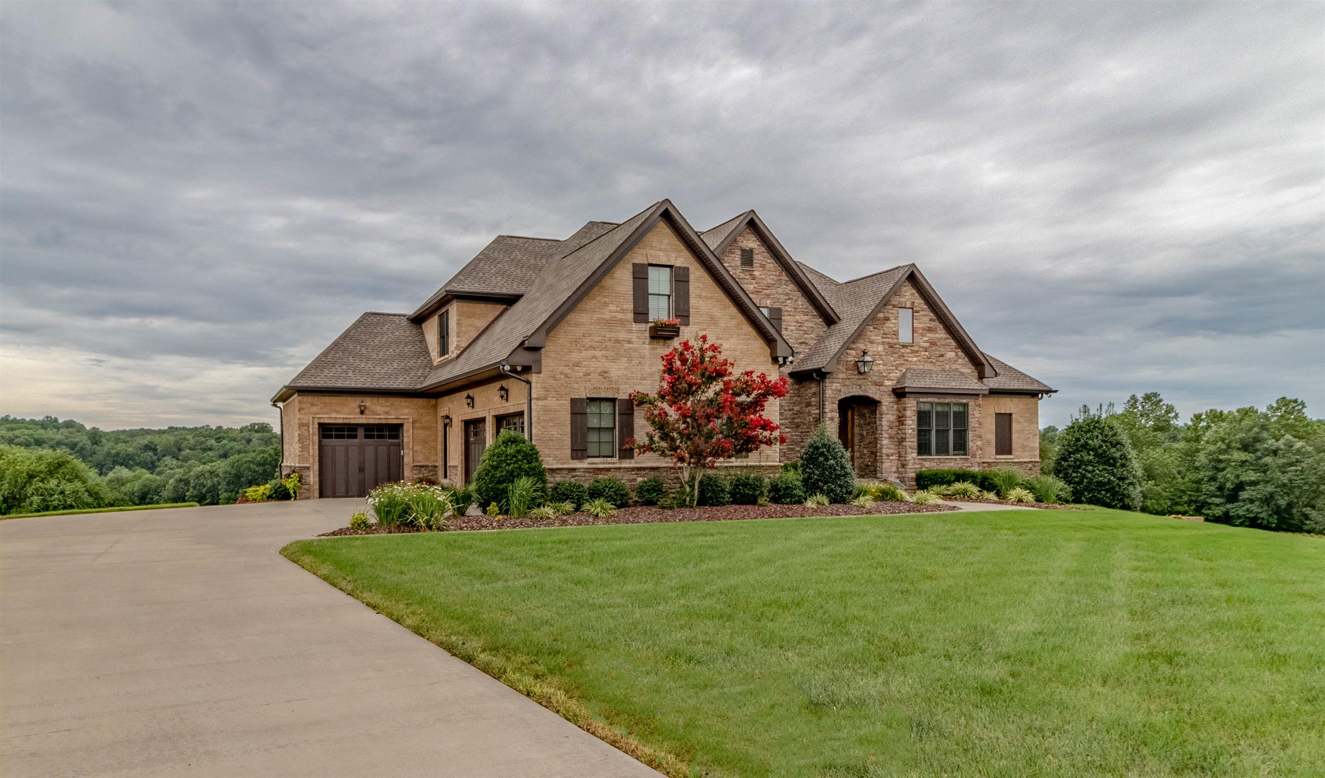 2687 Gunn Road Adams, TN 37010 - Photo 1 of 30 a front view of house with yard and green space