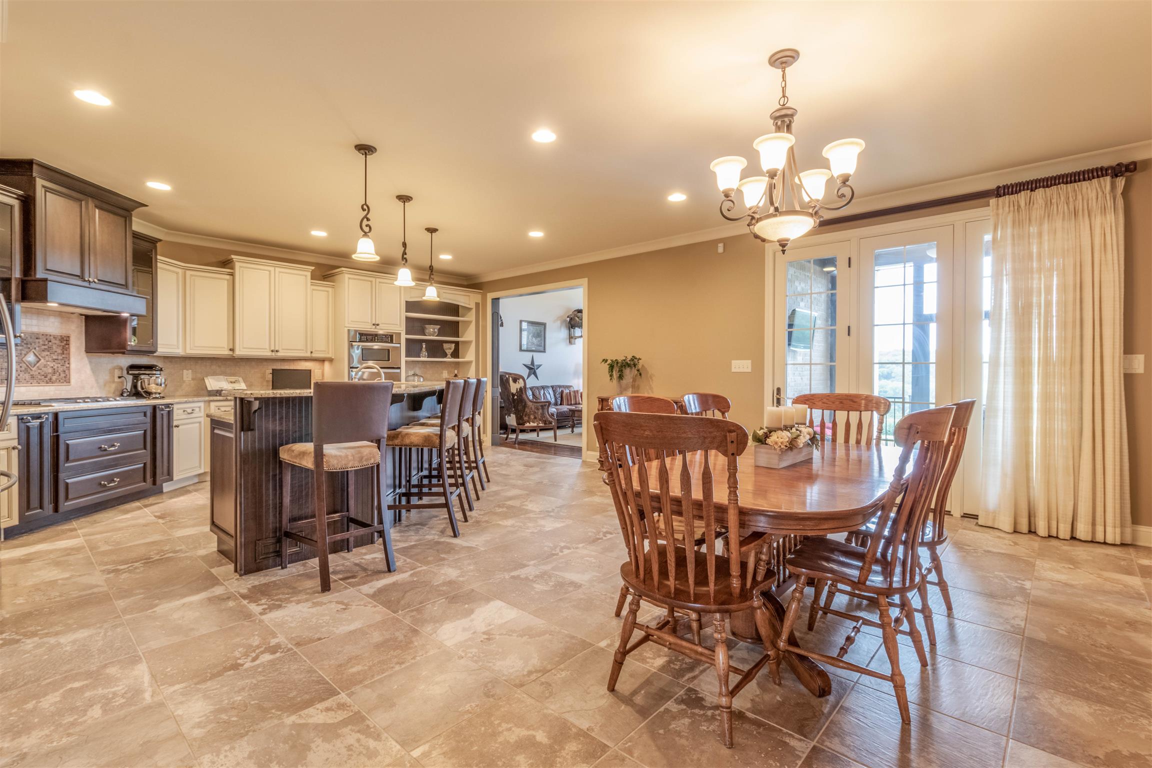 2687 Gunn Road Adams, TN 37010 - Photo 5 of 30 a view of a dining room and livingroom view