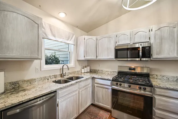 $240,000 | 991 Marcia Court, Lawrenceburg, IN 47025